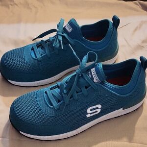 Skechers Teal Mesh Sneakers ladies size 10 New without tage
